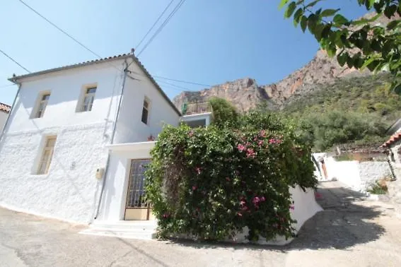 Ferienhaus Au Pied De La Falaise Rouge *