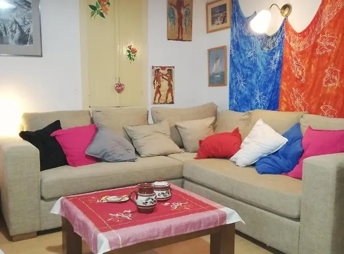 Au Pied De La Falaise Rouge Ferienhaus