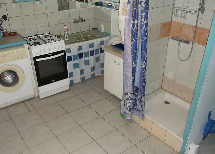 Hébergement de vacances Au Pied De La Falaise Rouge