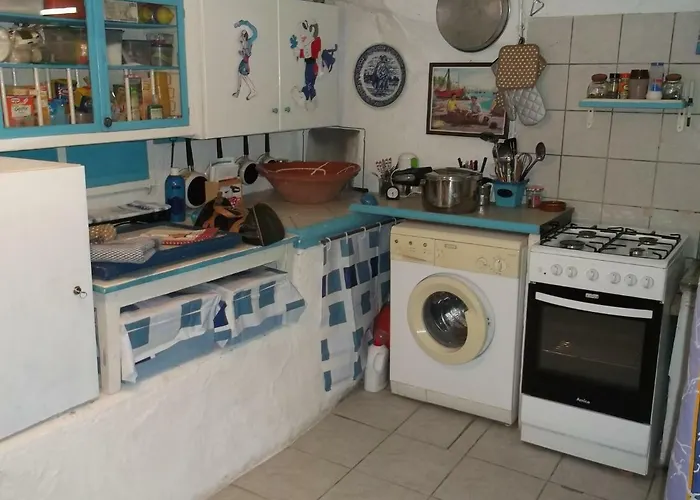 Au Pied De La Falaise Rouge Ferienhaus Leonídion